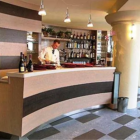 Cdh 4* La Spezia