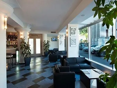 Cdh מלון 4*