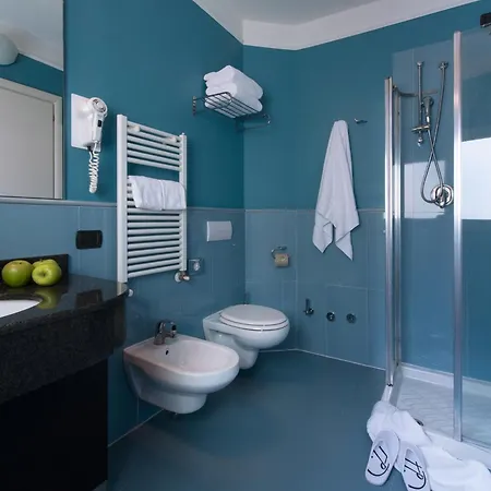 Hotel Cdh 4*